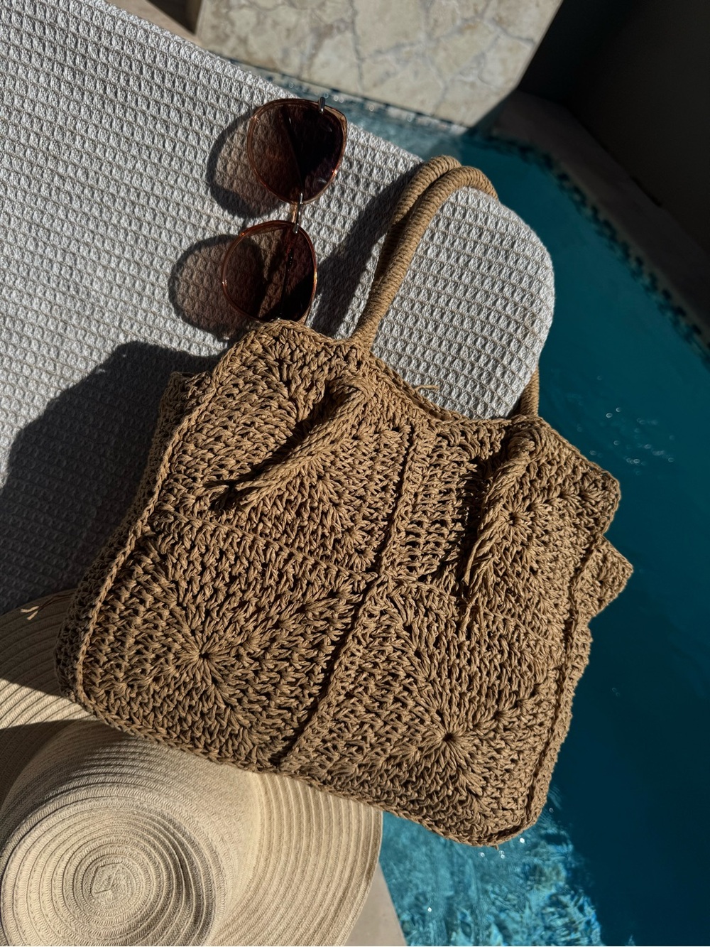 Natural Tan Woven Shoulder Bag – Beach or Summer Purse